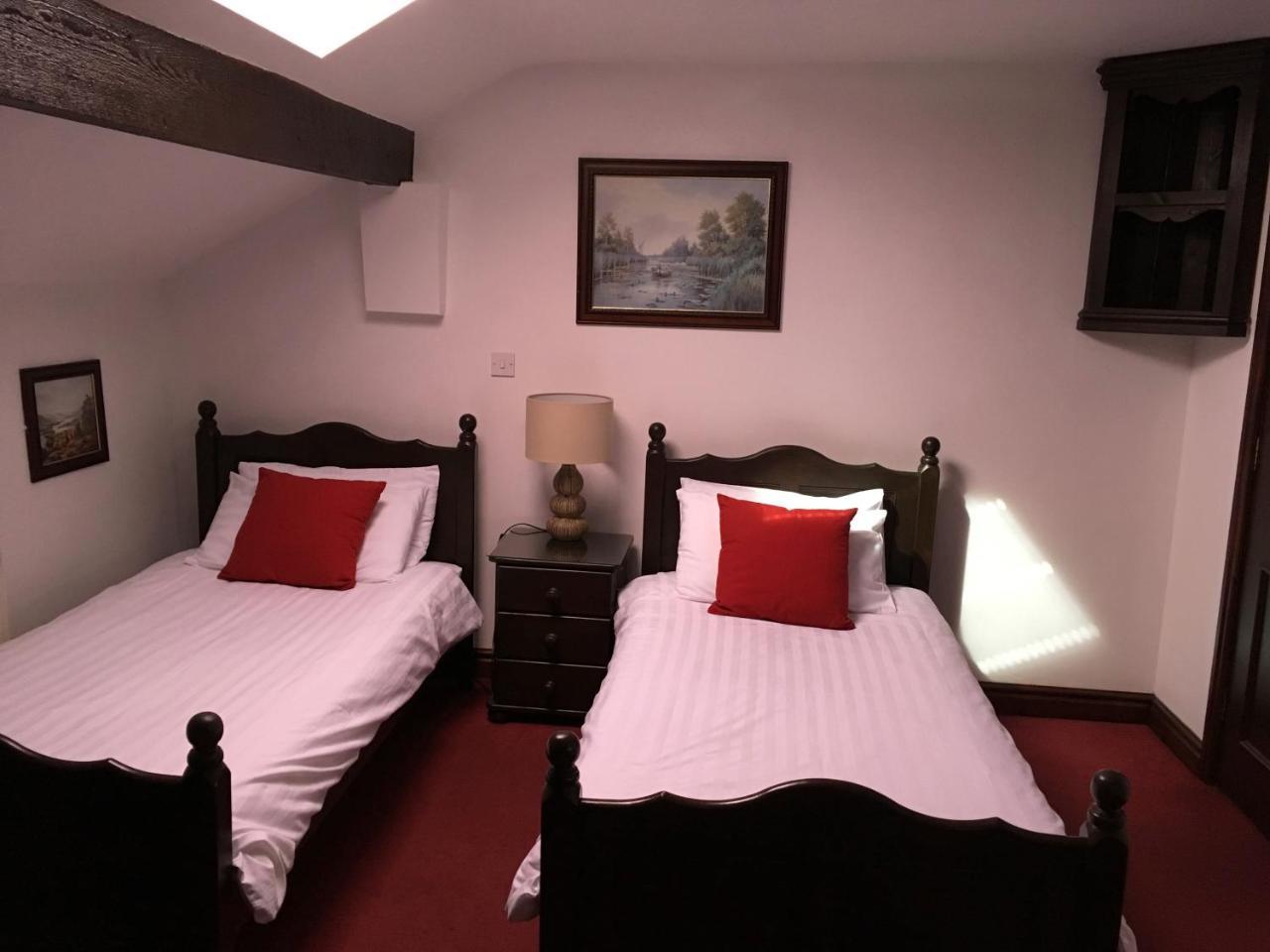 The Farmers Arms Hotell Eccleston  Eksteriør bilde