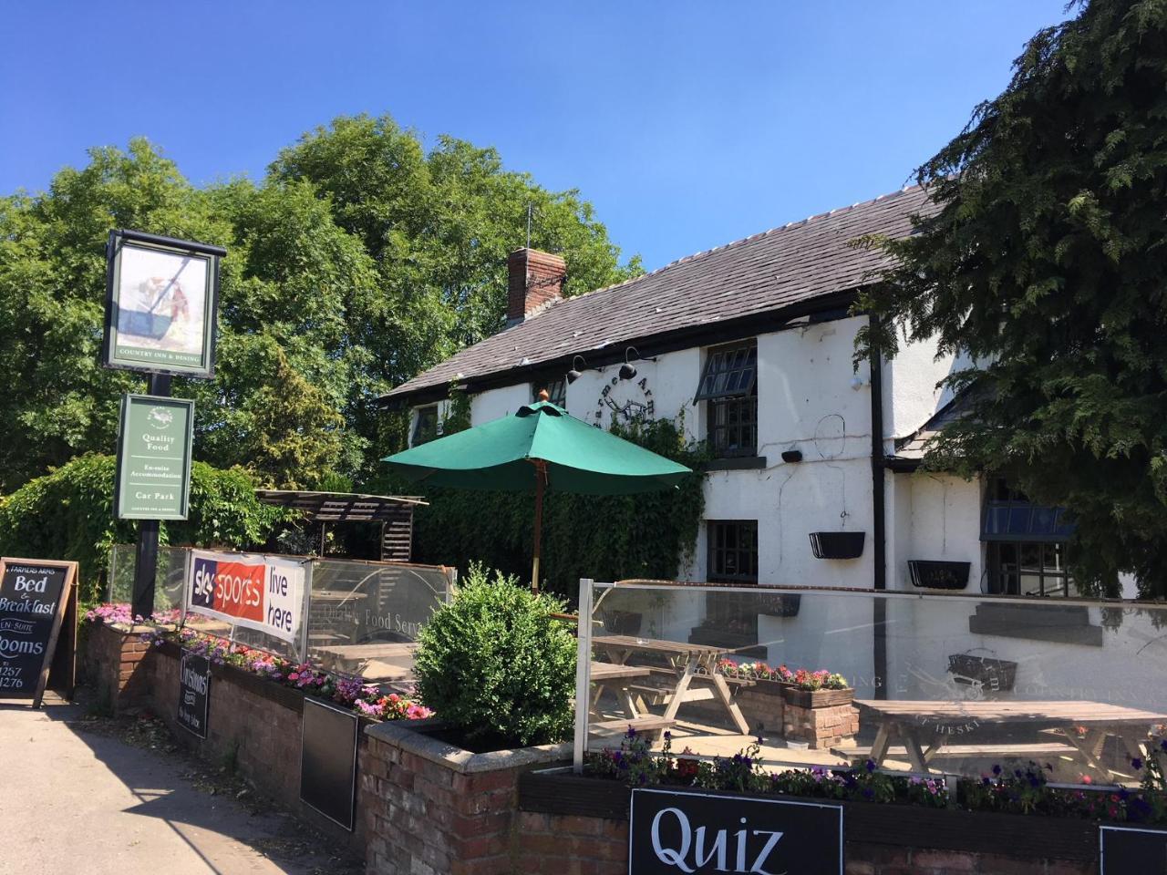 The Farmers Arms Hotell Eccleston  Eksteriør bilde